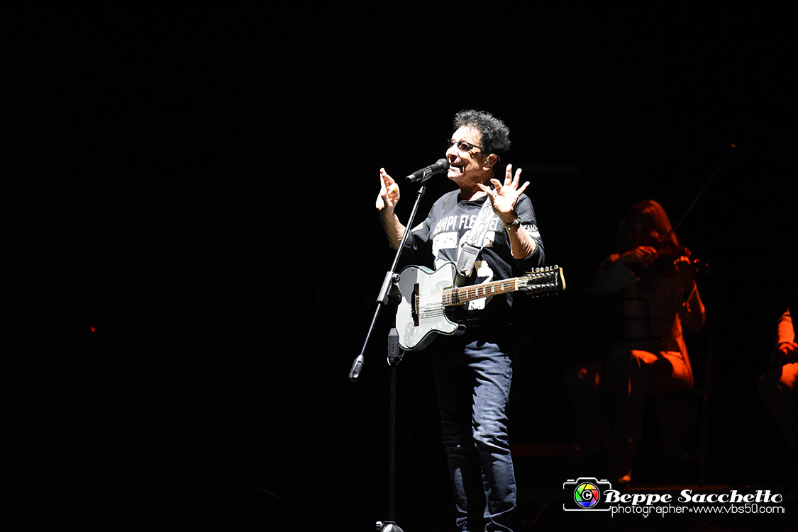 VBS_3935 - Concerto Edoardo Bennato - Peter Pan Rock 'n' Roll Tour.jpg